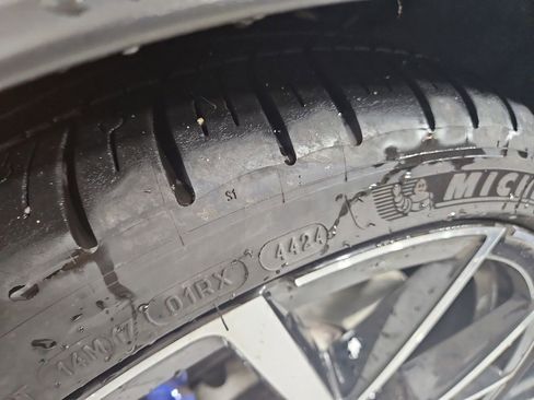 Used 2024 Volkswagen Golf R image 28