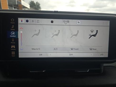 Certified 2025 Jeep Wrangler Willys image 20