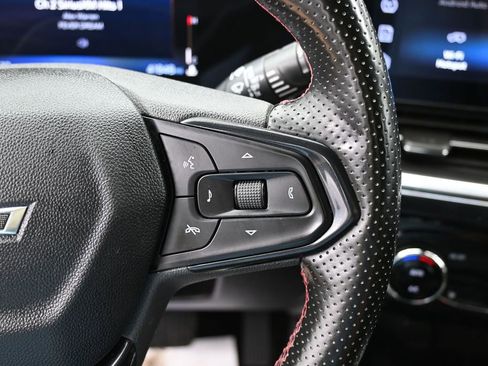 Used 2024 Chevrolet Trax RS FWD image 17