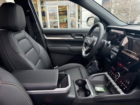 New 2026 GMC Terrain Elevation w/ Elevation Premium Package image 28