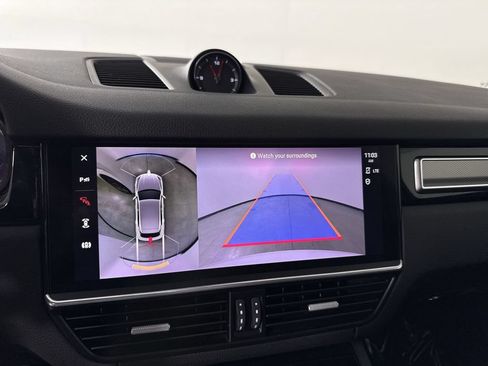 Certified 2023 Porsche Cayenne Platinum Edition AWD/4WD image 29