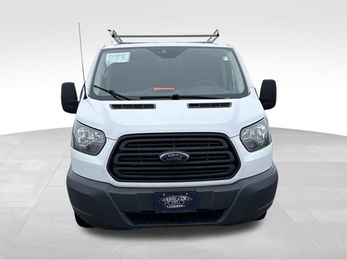 Used 2018 Ford Transit 250 Base image 3