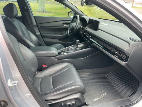 Used 2023 Honda Accord Sport image 19