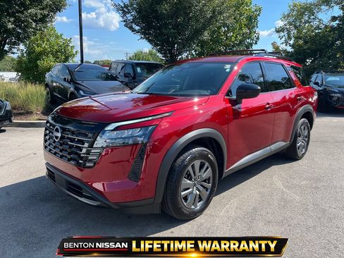 Certified 2026 Nissan Pathfinder SV AWD/4WD image 4