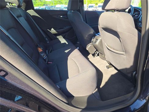 Used 2023 Chevrolet Malibu LT w/ Driver Confidence Package FWD image 11