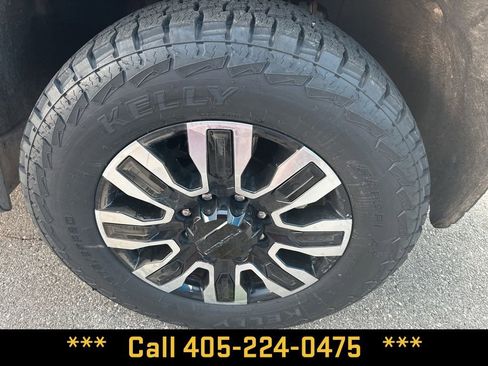 Used 2024 GMC Sierra 2500 Denali Ultimate AWD/4WD image 10