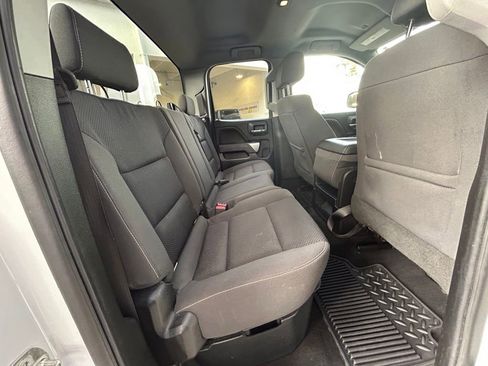 Used 2019 Chevrolet Silverado 1500 LT AWD/4WD image 30