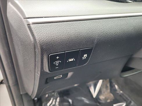 Used 2022 Kia K5 GT-Line FWD image 9