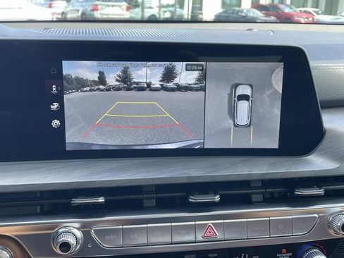 Certified 2025 Kia Telluride SX X-Line AWD/4WD image 3