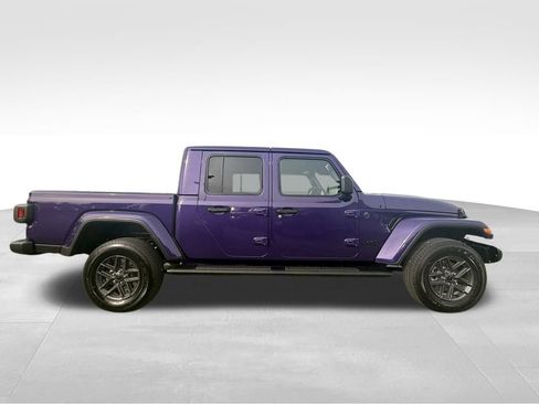 New 2026 Jeep Gladiator Sport image 9
