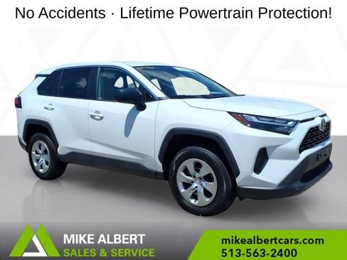 Used 2023 Toyota RAV4 LE AWD/4WD image 1