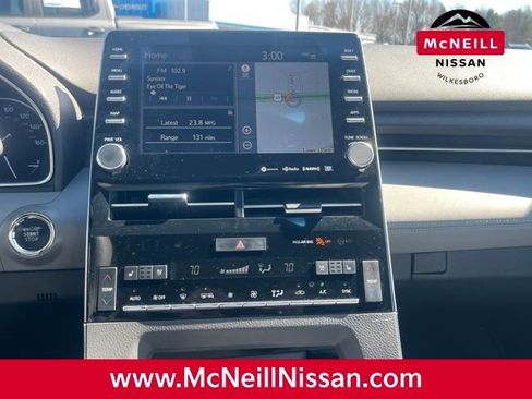 Used 2019 Toyota Avalon Limited w/ Advanced Safety Package image 23