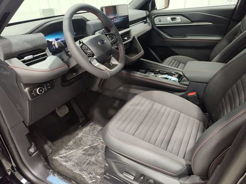 New 2026 Ford Explorer ST-Line w/ ST-Line Street Pack AWD/4WD image 16