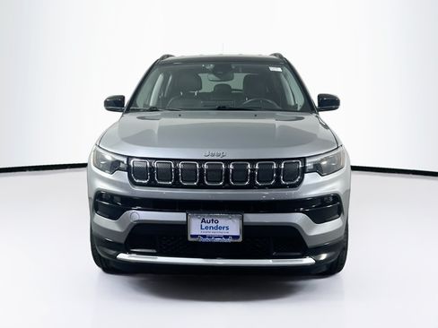 Used 2022 Jeep Compass Limited w/ Elite Group AWD/4WD image 2
