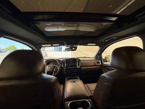 Used 2021 Nissan Titan Platinum Reserve w/ Moonroof Package AWD/4WD image 28