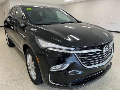 Used 2023 Buick Enclave Essence w/ Experience Buick Package image 3