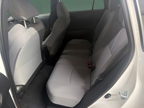 Used 2024 Toyota Corolla Cross AWD Hybrid image 13