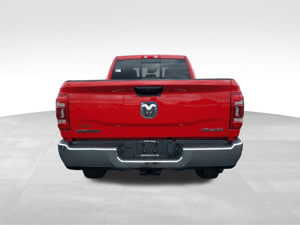 Used 2024 RAM 2500 Big Horn w/ Safety Group AWD/4WD image 4