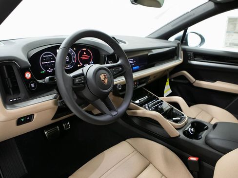 New 2026 Porsche Cayenne S AWD/4WD image 4