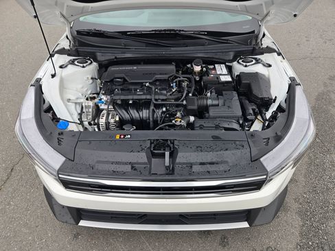 Used 2025 Kia K4 EX image 19