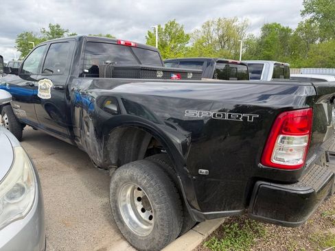 Used 2022 RAM 3500 Big Horn w/ Level A Equipment Group AWD/4WD image 4