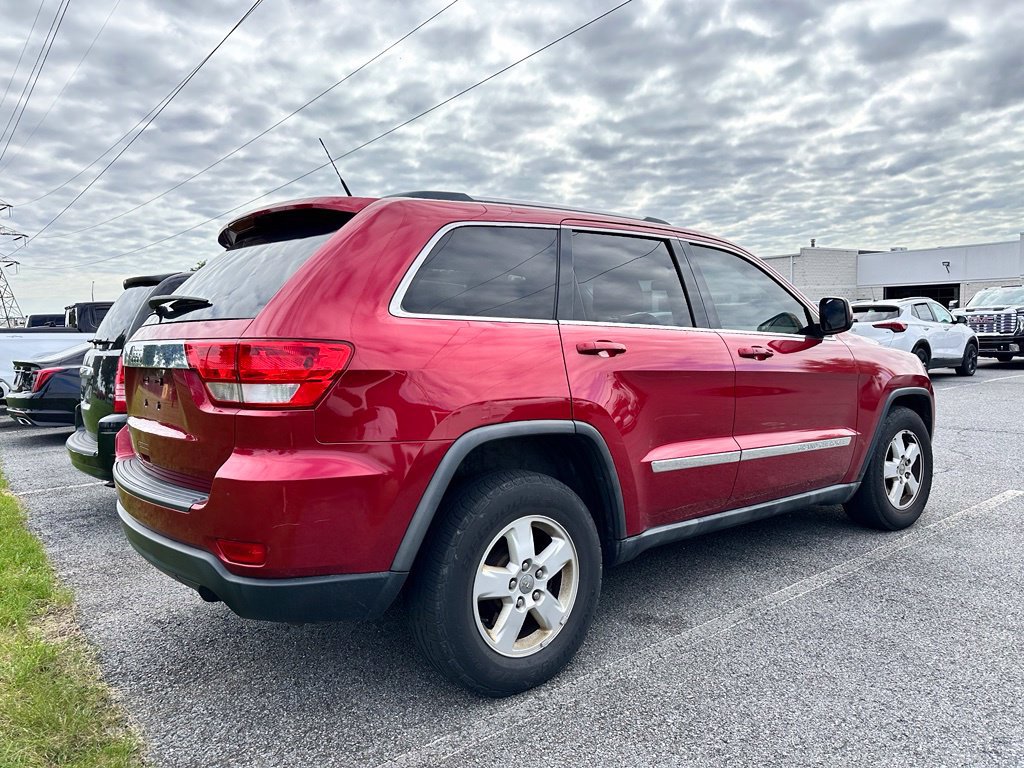 Used 2019 Jeep Grand Cherokee Limited AWD/4WD image 4