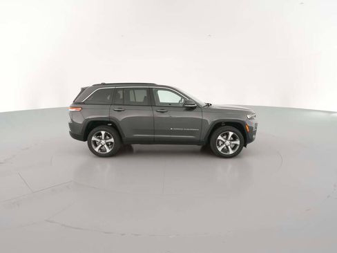 New 2025 Jeep Grand Cherokee Limited image 14