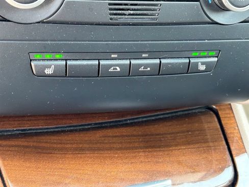 Used 2008 BMW 128i Convertible RWD image 19