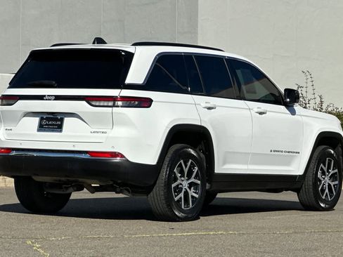 Used 2024 Jeep Grand Cherokee Limited w/ Trailer Tow Package image 2