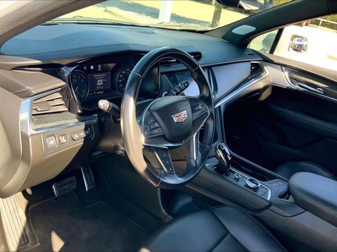 Used 2020 Cadillac XT5 Sportv image 16