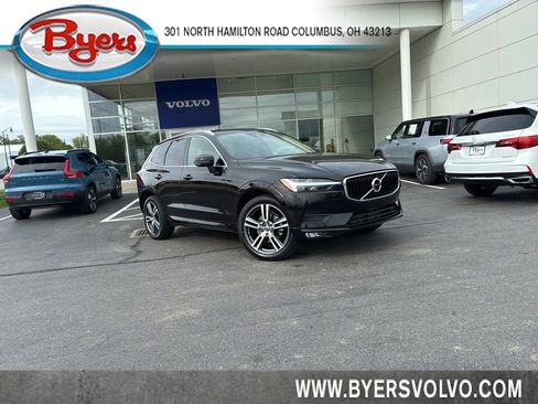 Used 2021 Volvo XC60 T5 Momentum AWD/4WD image 1