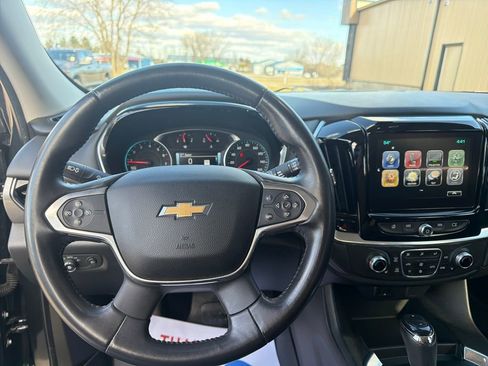 Used 2018 Chevrolet Traverse LT FWD image 42