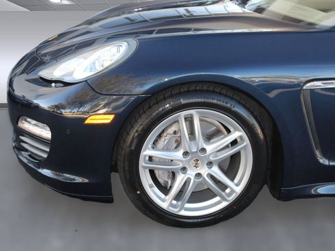 Used 2013 Porsche Panamera Platinum Edition image 11