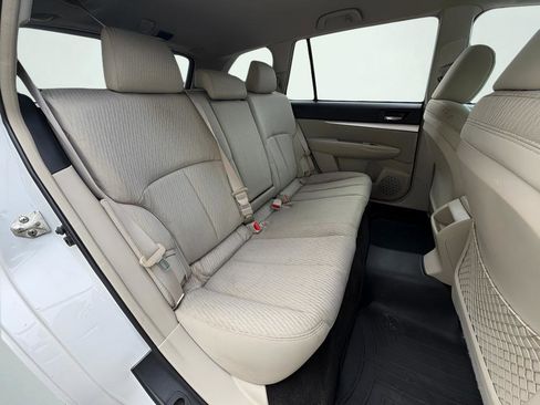 Used 2011 Subaru Outback 2.5i Premium image 28