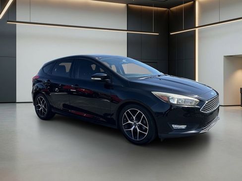 Used 2017 Ford Focus SEL FWD image 7