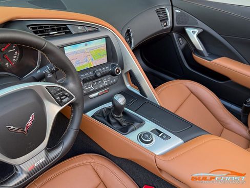 Used 2015 Chevrolet Corvette Z06 w/ 3LZ Preferred Equipment Group image 14