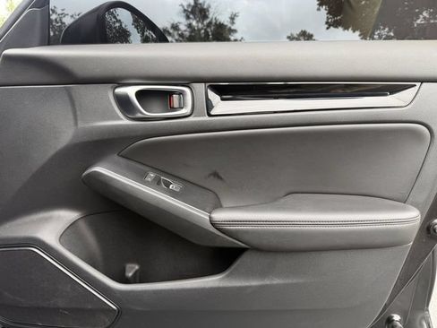 Used 2022 Honda Civic Touring image 34