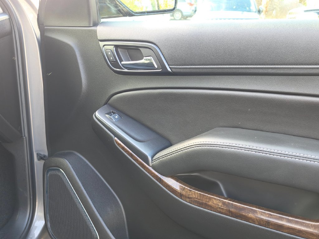 Used 2018 Chevrolet Tahoe LS w/ Skid Plate Package AWD/4WD image 12