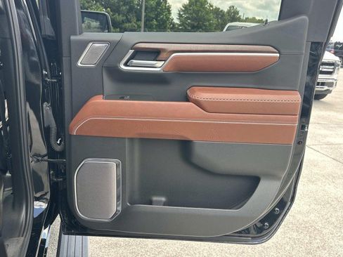 Used 2025 GMC Sierra 1500 Denali Ultimate AWD/4WD image 16