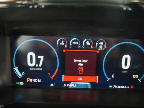Used 2023 Ford F150 Lariat w/ Equipment Group 502A High AWD/4WD image 17
