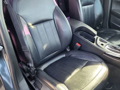 Used 2011 Buick Regal CXL w/ RL2 Preferred Equipment Group image 6