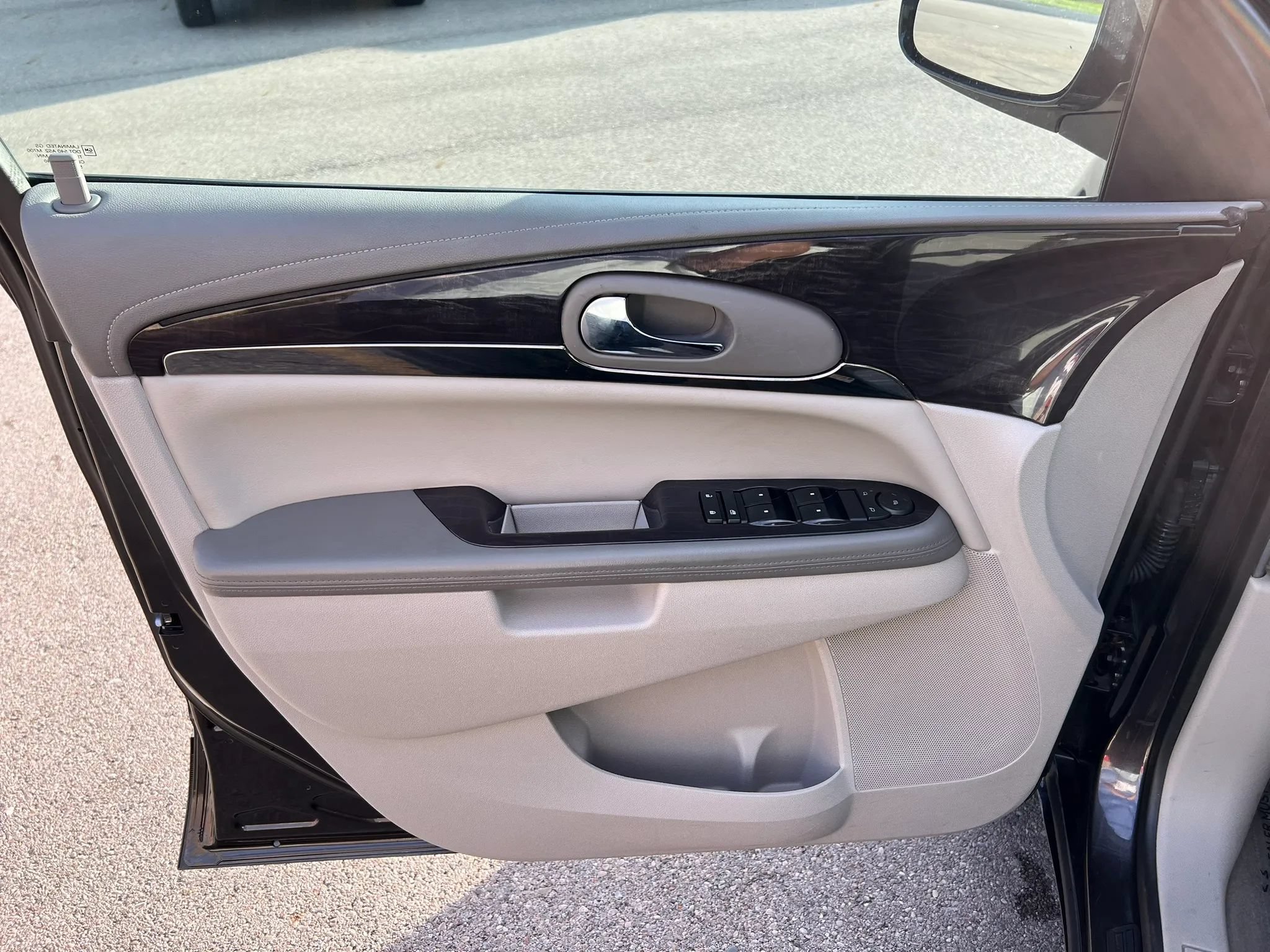 Used 2016 Buick Enclave Convenience w/ Trailering Package FWD image 21