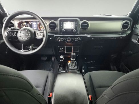 Used 2018 Jeep Wrangler Unlimited Sport AWD/4WD image 23