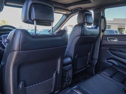 Used 2021 Jeep Grand Cherokee Limited w/ Trailer Tow Group IV image 27