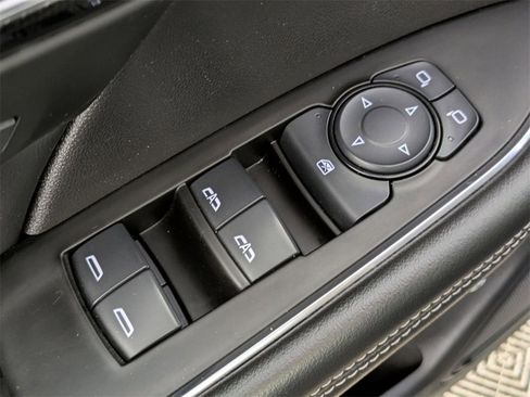 Used 2023 Buick Envision Essence image 15