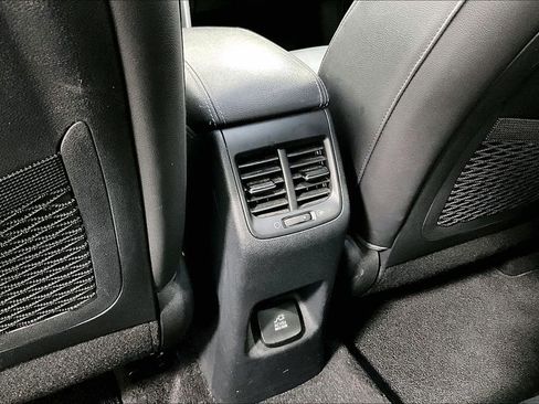 Used 2019 Kia Niro Touring image 31