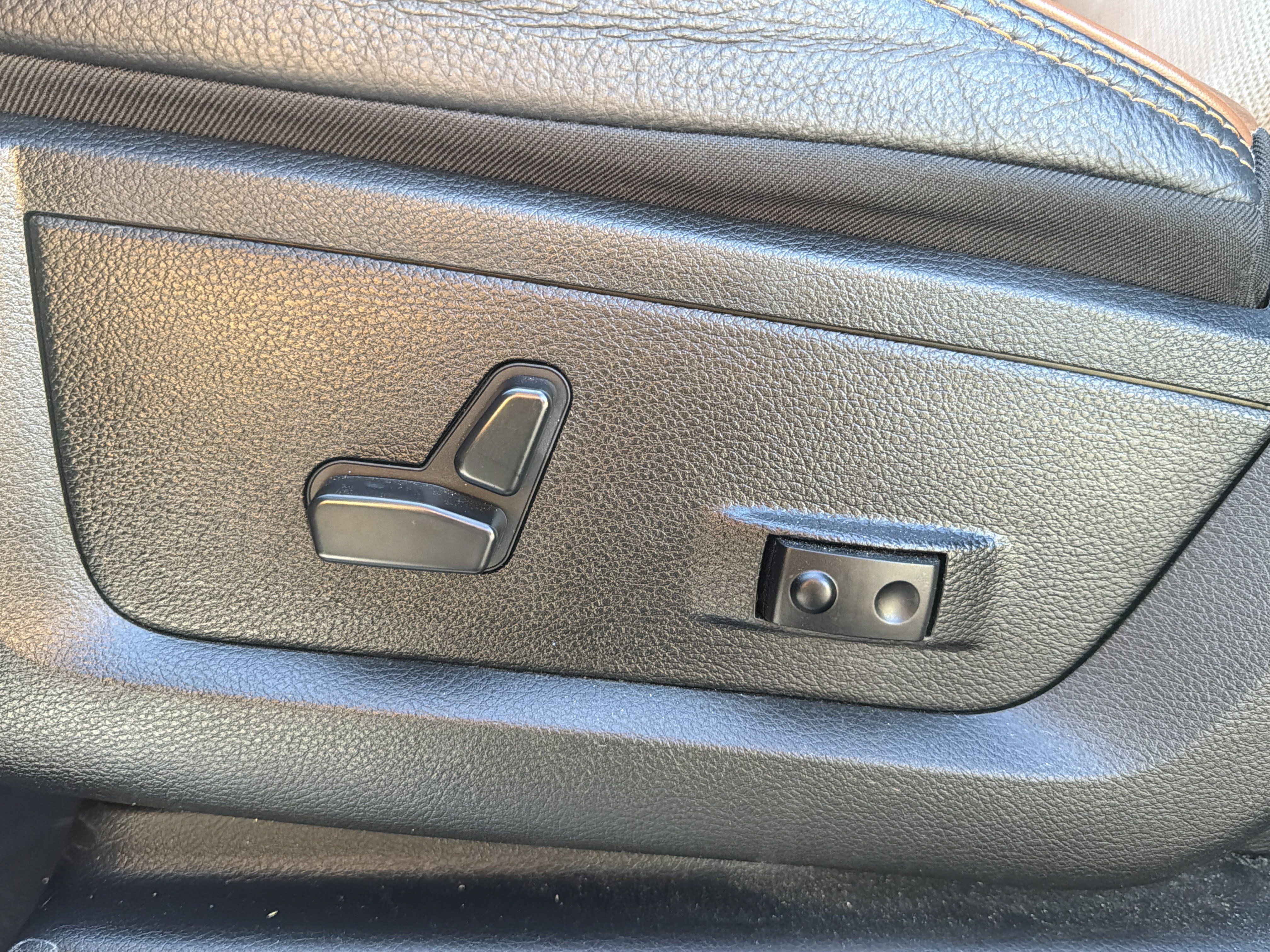 Used 2023 RAM 2500 Limited AWD/4WD image 16