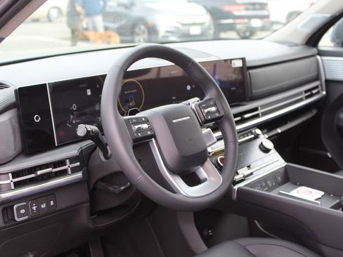 New 2025 Hyundai Santa Fe Limited image 12