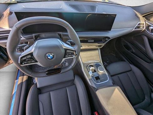 Certified 2026 BMW 430i Coupe w/ Parking Assistance Package image 18