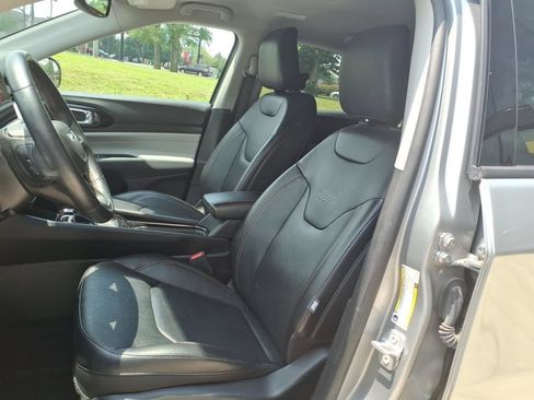Used 2022 Jeep Compass Limited AWD/4WD image 12